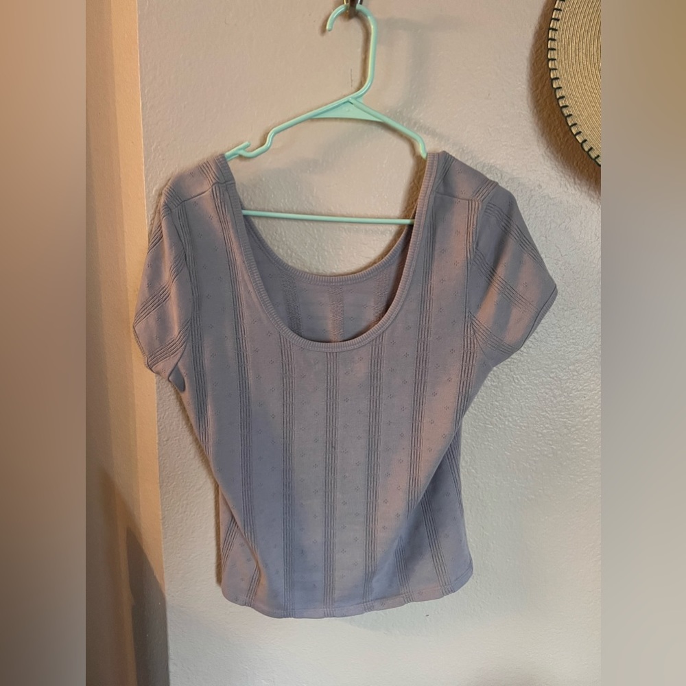 Gray top